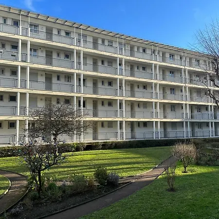 - 2 - Apartment *